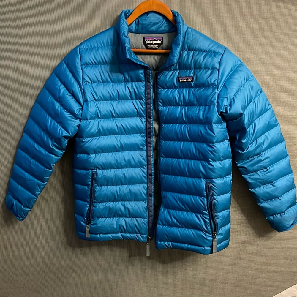 Boys XL (14) Blue Patagonia jacket
